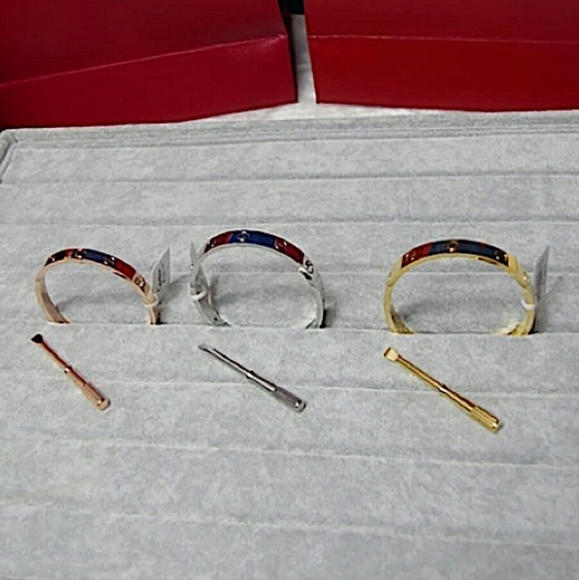 Screwdriver Love Bracelet Silver - Picture 3 of 4